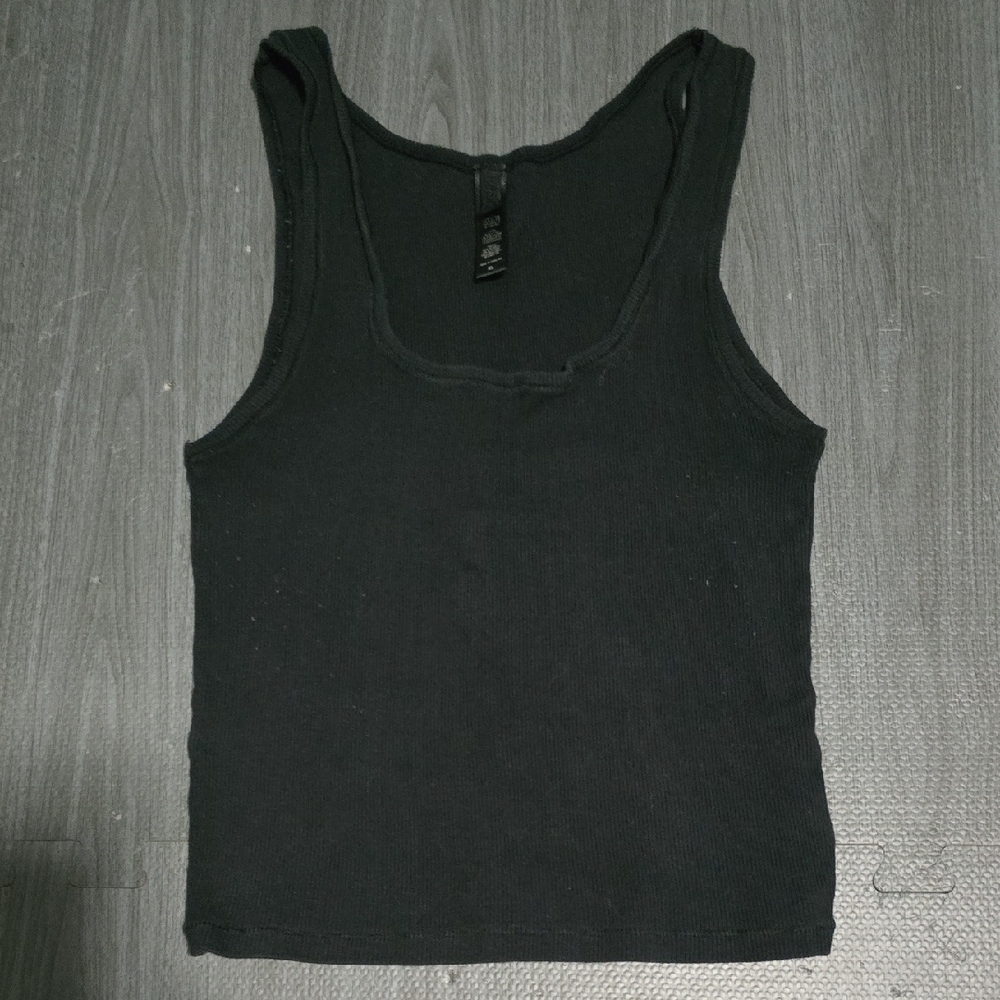 SKIMS Black Ribbed Scoop Tank Top